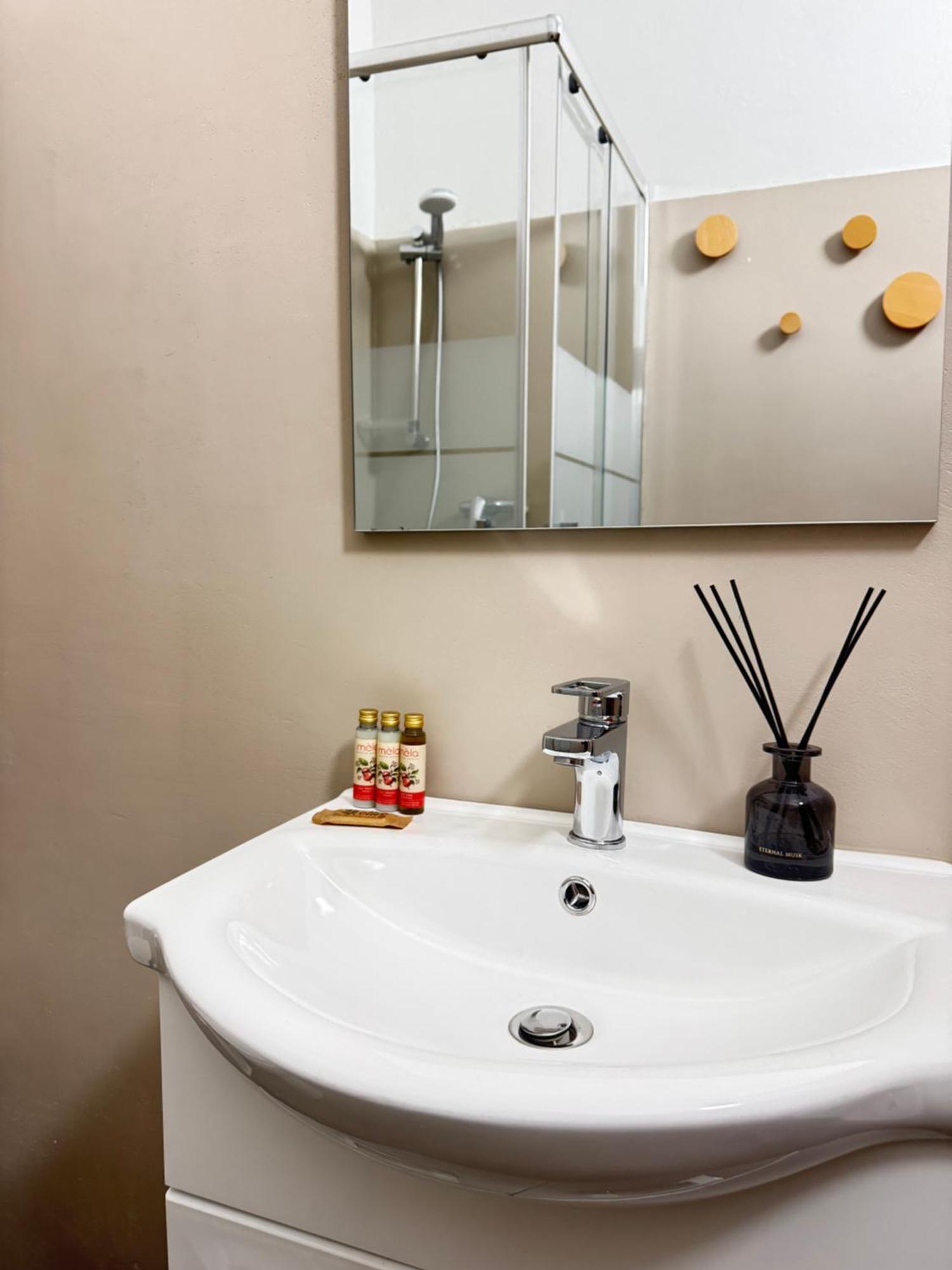 Cattaleya Rooms Florence Exterior photo
